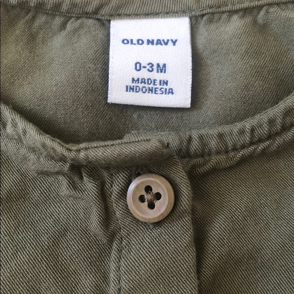 Shorts romper - Picture 2 of 5